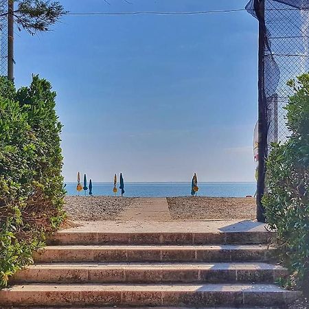 Casavacanze Castelli Di Sabbia Porto SantʼElpidio Exterior foto
