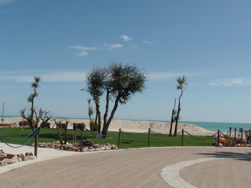 Casavacanze Castelli Di Sabbia Porto SantʼElpidio Exterior foto